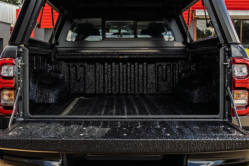 Desert Hilux Revo Dust Proof Kit 2 Desert Hilux Revo Dust Proof Kit